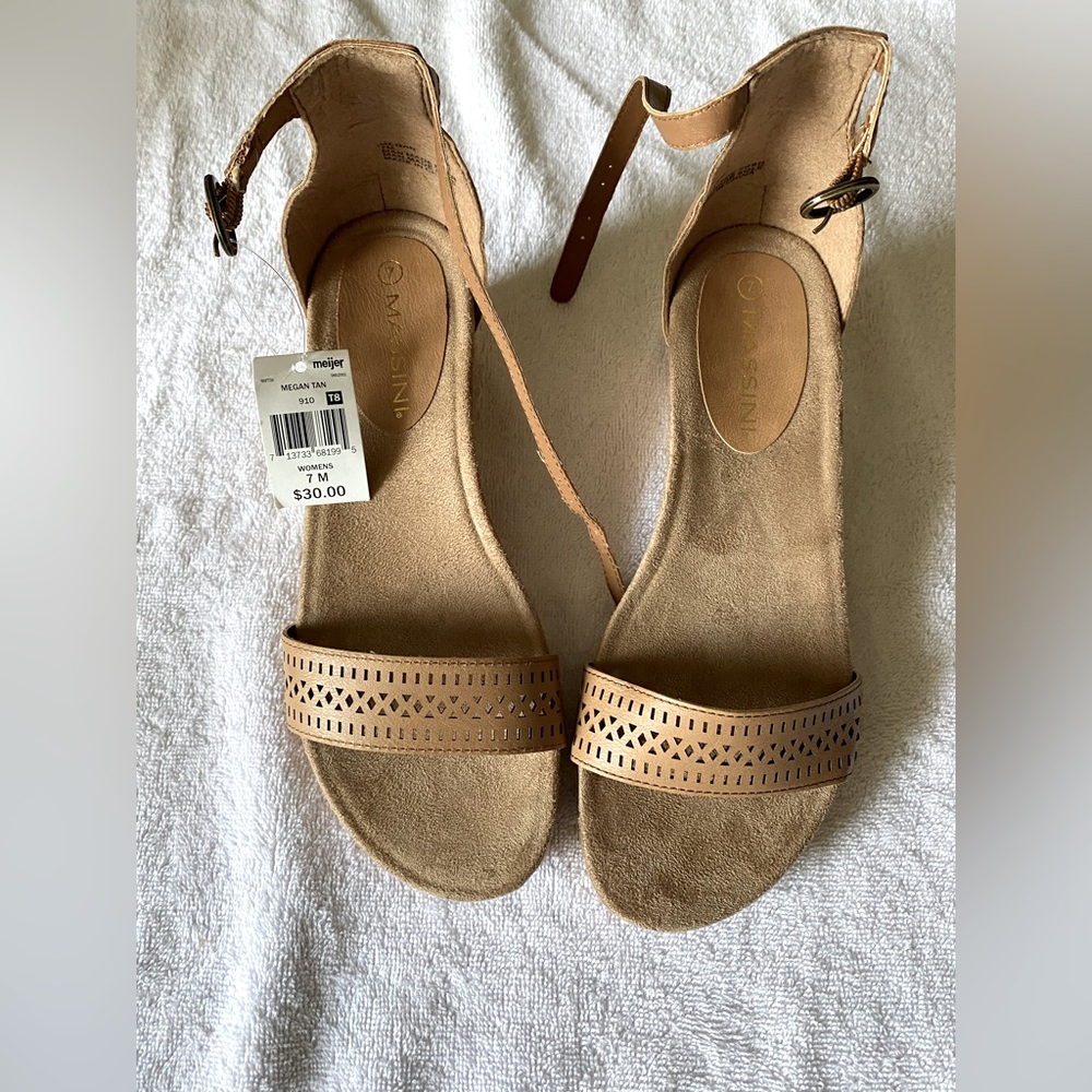 Massini tan dress shoes